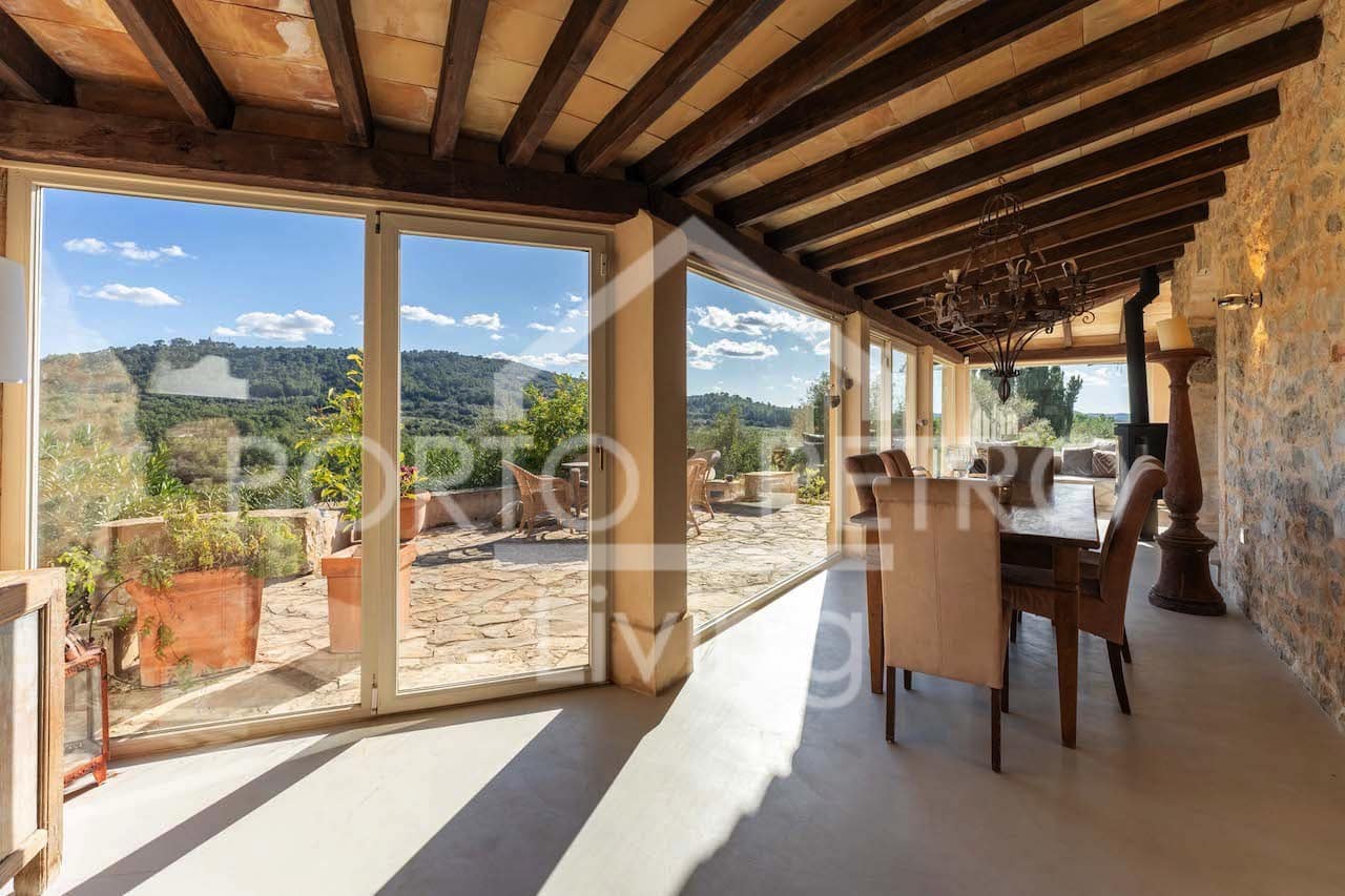 4 soveværelse Finca/Landehus til salg i Petra med swimmingpool - € 2.480.000 (Ref: 8958231)