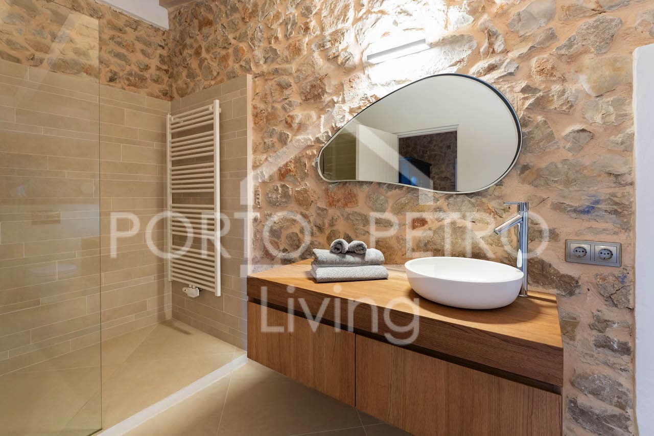 4 soveværelse Finca/Landehus til salg i Petra med swimmingpool - € 2.480.000 (Ref: 8958231)