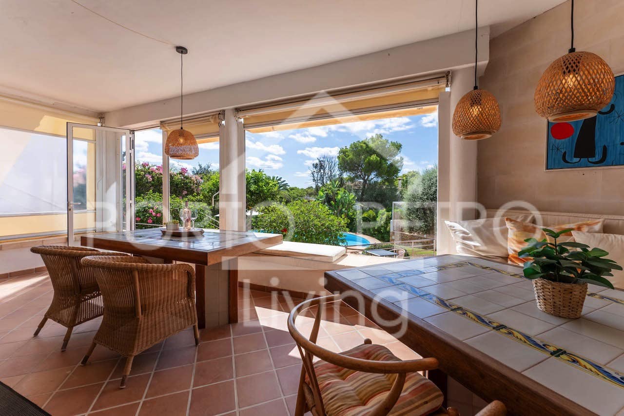 6 soverom Villa til salgs i Porto Petro med svømmebasseng garasje - € 2 300 000 (Ref: 9347906)