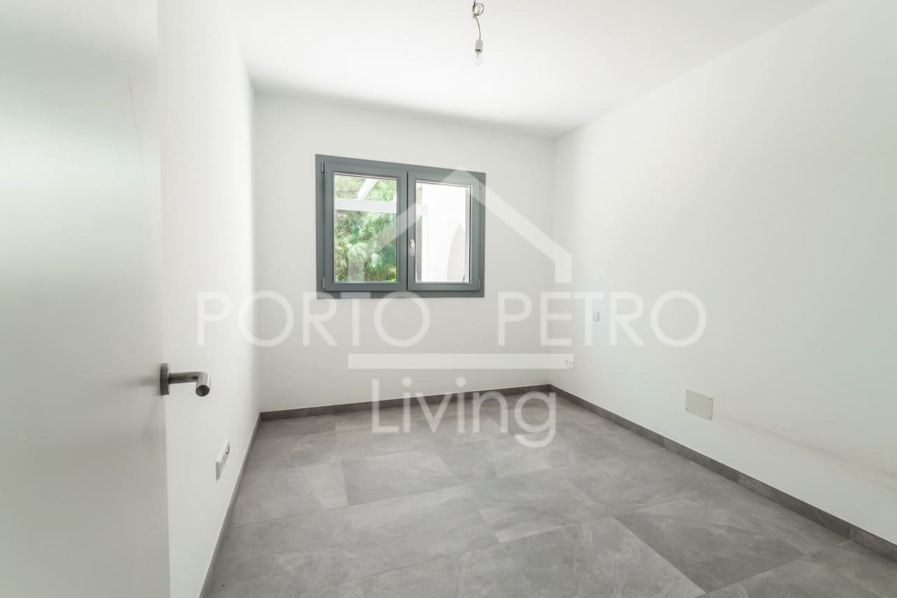 4 chambre Villa/Maison à vendre à Porto Petro avec piscine - 1 450 000 € (Ref: 9347937)
