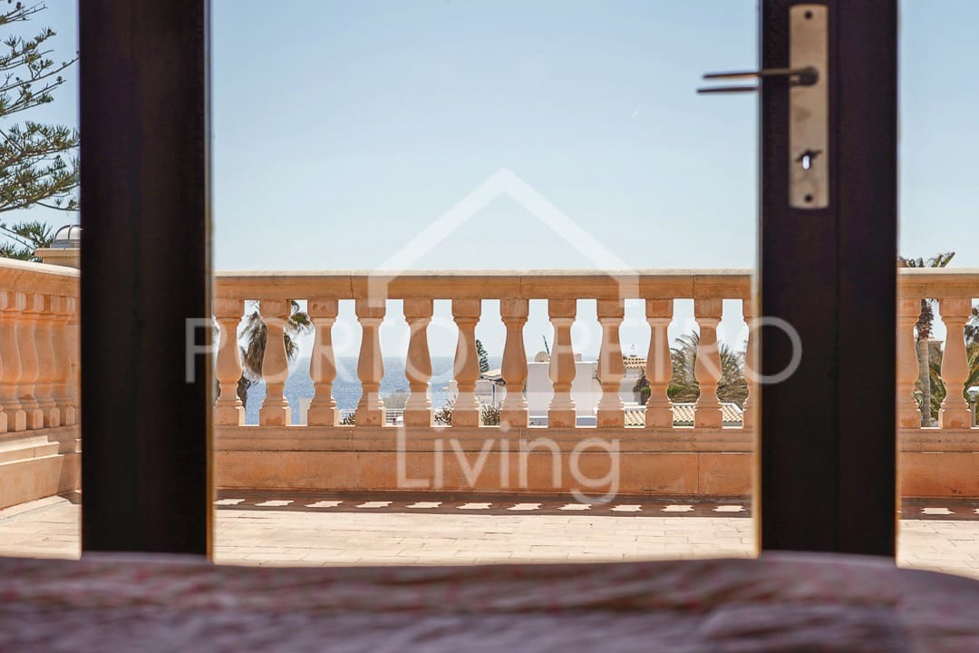 6 slaapkamer Villa te koop in Cala Serena met zwembad garage - € 1.665.000 (Ref: 9347962)