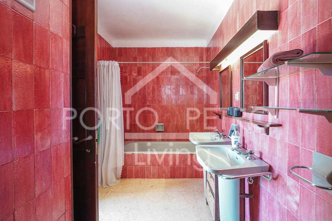 6 slaapkamer Villa te koop in Cala Serena met zwembad garage - € 1.665.000 (Ref: 9347962)