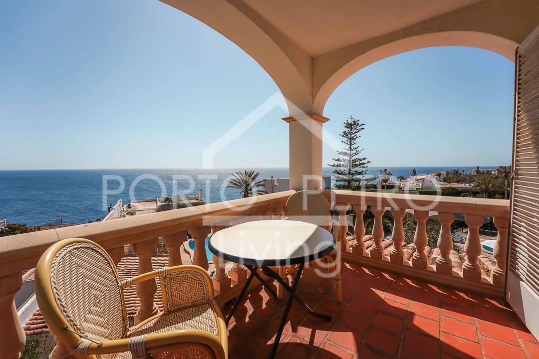 6 slaapkamer Villa te koop in Cala Serena met zwembad garage - € 1.665.000 (Ref: 9347962)