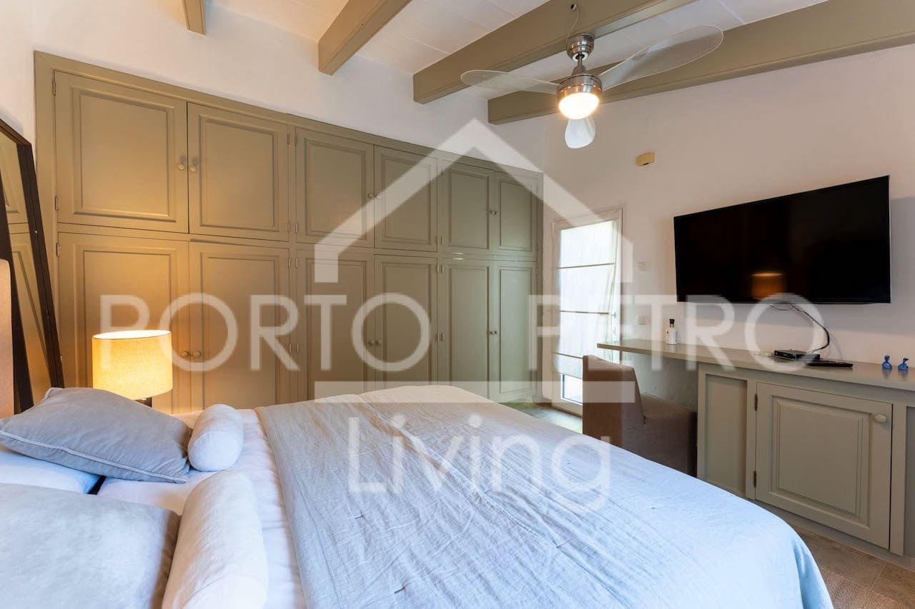 5 sypialnia Dom na sprzedaż w Santanyi z basenem garażem - 1 880 000 € (Ref: 9357463)