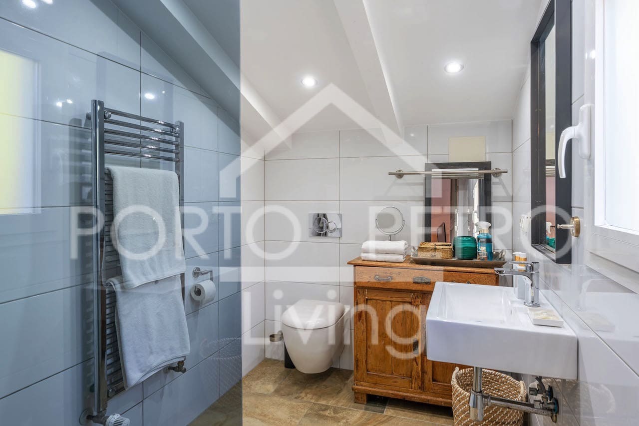 5 sypialnia Dom na sprzedaż w Santanyi z basenem garażem - 1 880 000 € (Ref: 9357463)