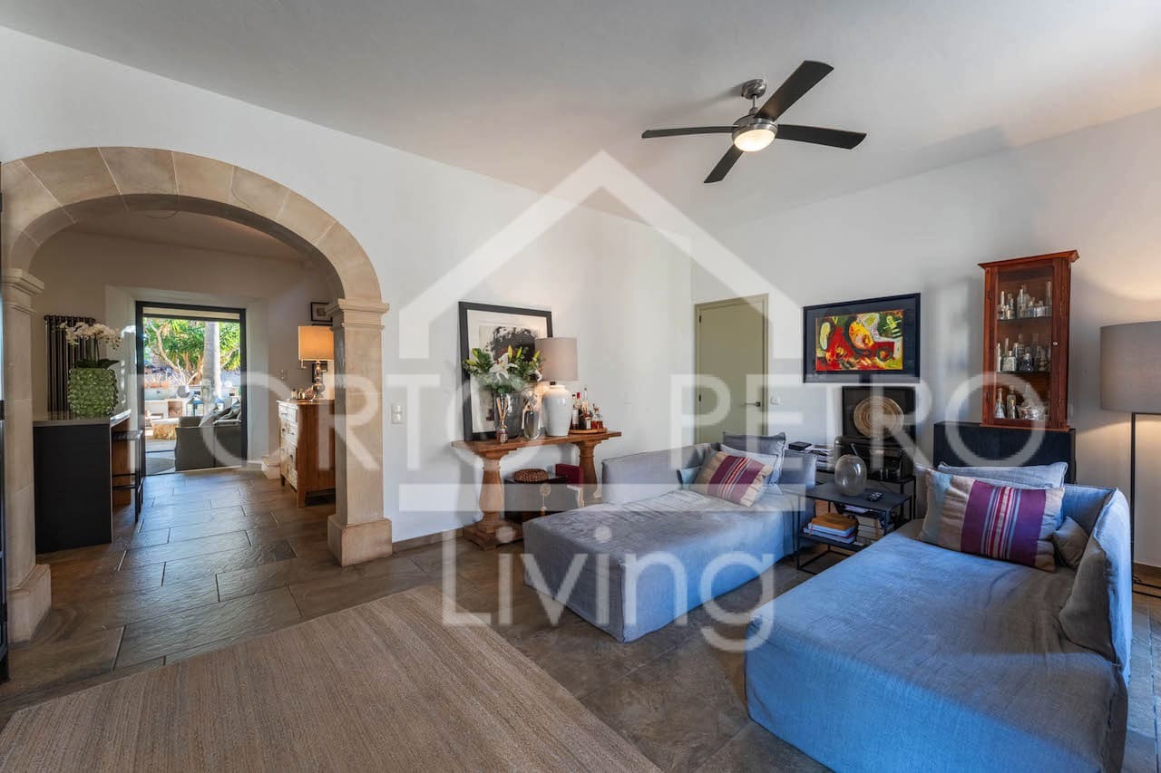 5 sypialnia Dom na sprzedaż w Santanyi z basenem garażem - 1 880 000 € (Ref: 9357463)