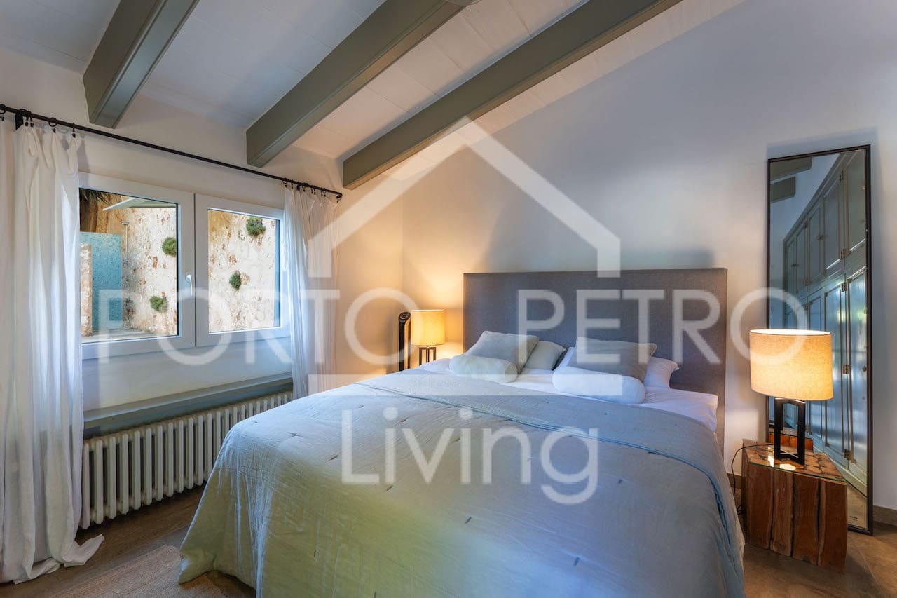 5 sypialnia Dom na sprzedaż w Santanyi z basenem garażem - 1 880 000 € (Ref: 9357463)