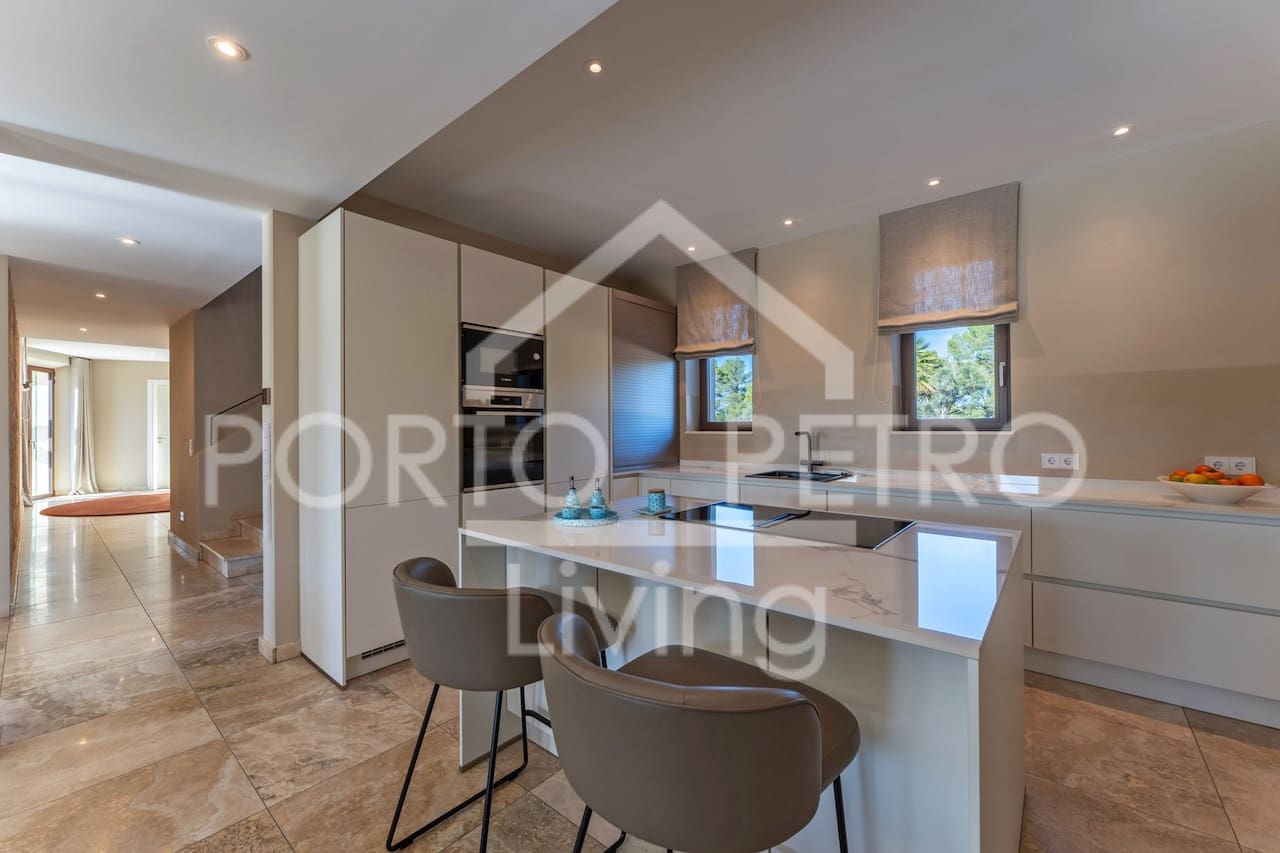 5 soverom Finca/Herregård til salgs i Porto Petro med svømmebasseng garasje - € 4 250 000 (Ref: 9396489)