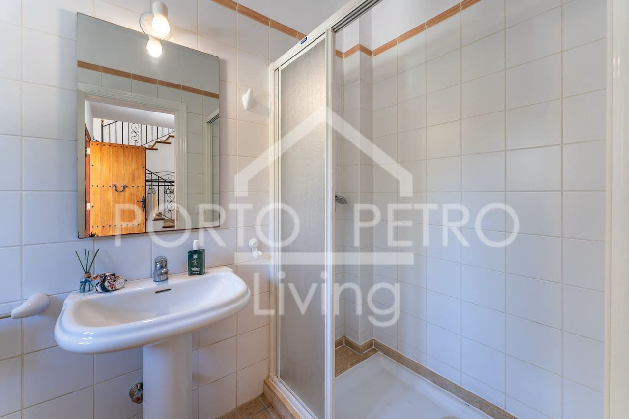 4 makuuhuone Maalaistalo myytävänä paikassa Cala d'Or mukana uima-altaan 
autotalli - 1 795 000 € (Ref: 9440171)