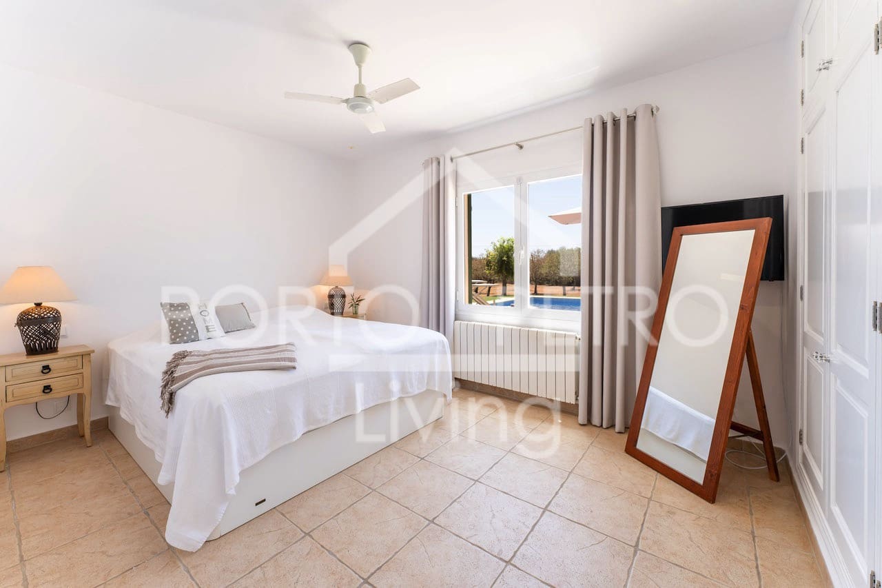 4 makuuhuone Maalaistalo myytävänä paikassa Cala d'Or mukana uima-altaan 
autotalli - 1 795 000 € (Ref: 9440171)