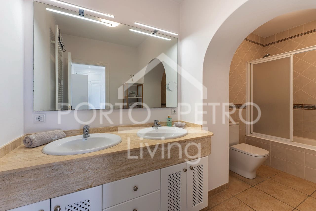 4 makuuhuone Maalaistalo myytävänä paikassa Cala d'Or mukana uima-altaan 
autotalli - 1 795 000 € (Ref: 9440171)