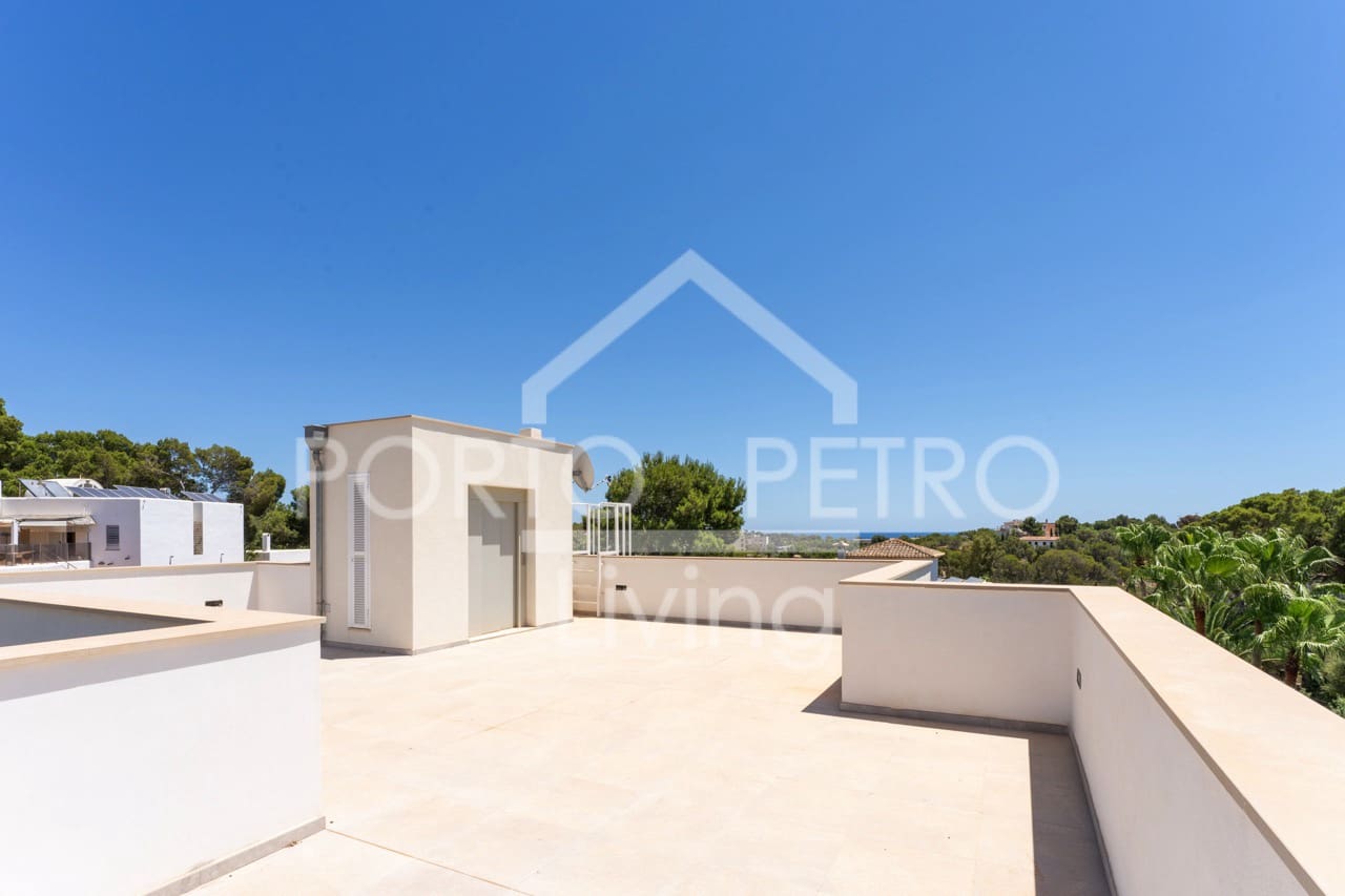4 soverom Villa til salgs i Porto Petro med svømmebasseng garasje - € 1 400 000 (Ref: 9858389)