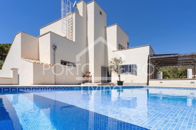 Chalet de 4 habitaciones en Porto Petro, Santanyí en venta con piscina garaje - 1.400.000 € (Ref: 9858389)