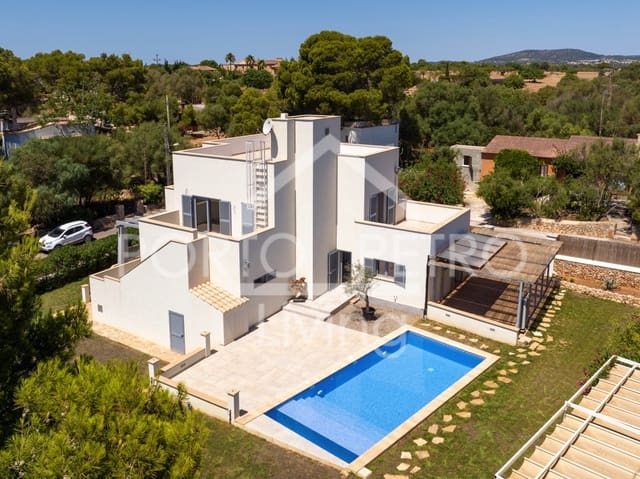 Chalet de 4 habitaciones en Porto Petro, Santanyí en venta con piscina garaje - 1.400.000 € (Ref: 9858389)