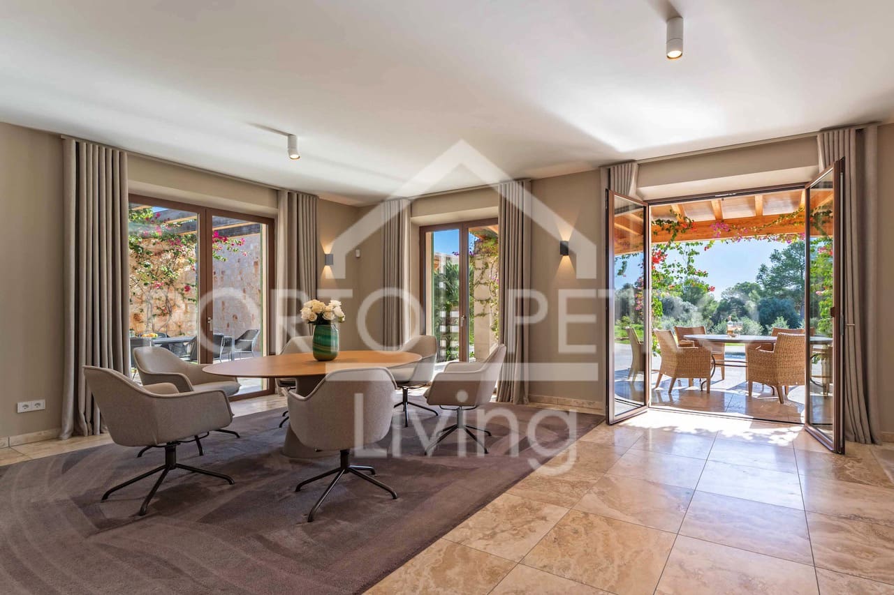 Finca/Casa Rural de 5 habitaciones en Porto Petro en venta con piscina garaje - 4.250.000 € (Ref: 9858392)