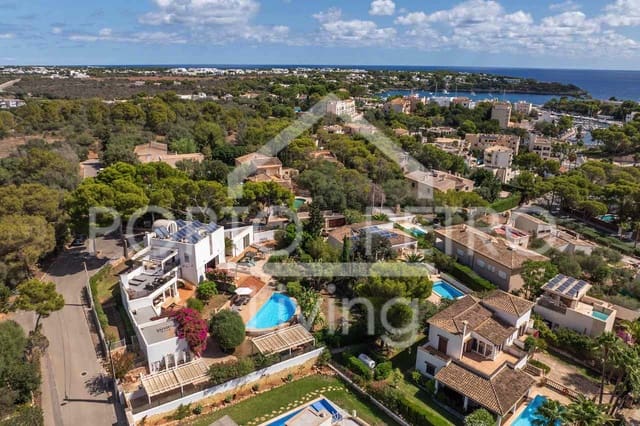 Chalet de 6 habitaciones en Porto Petro, Santanyí en venta con piscina garaje - 2.300.000 € (Ref: 9858436)
