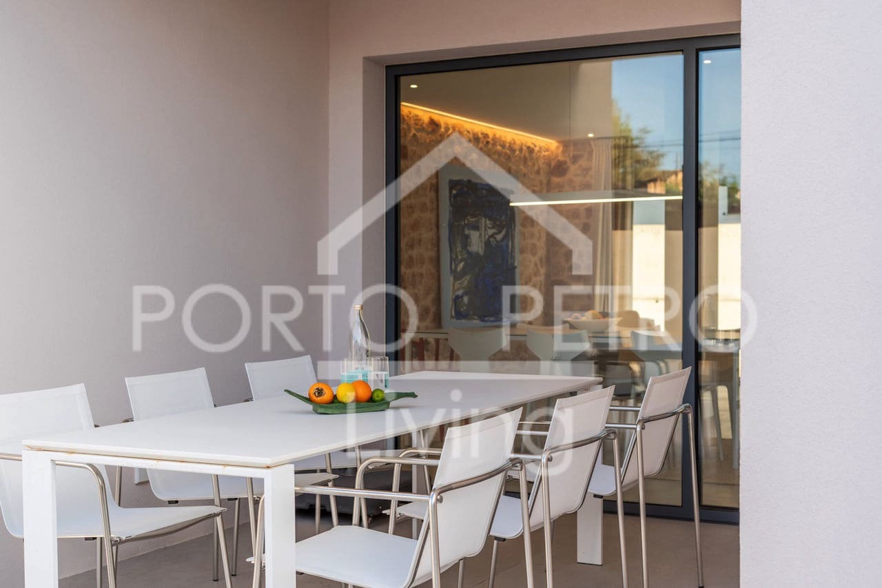 4 bedroom Villa for sale in Cala Santanyi with pool garage - € 2,100,000 (Ref: 9860337)