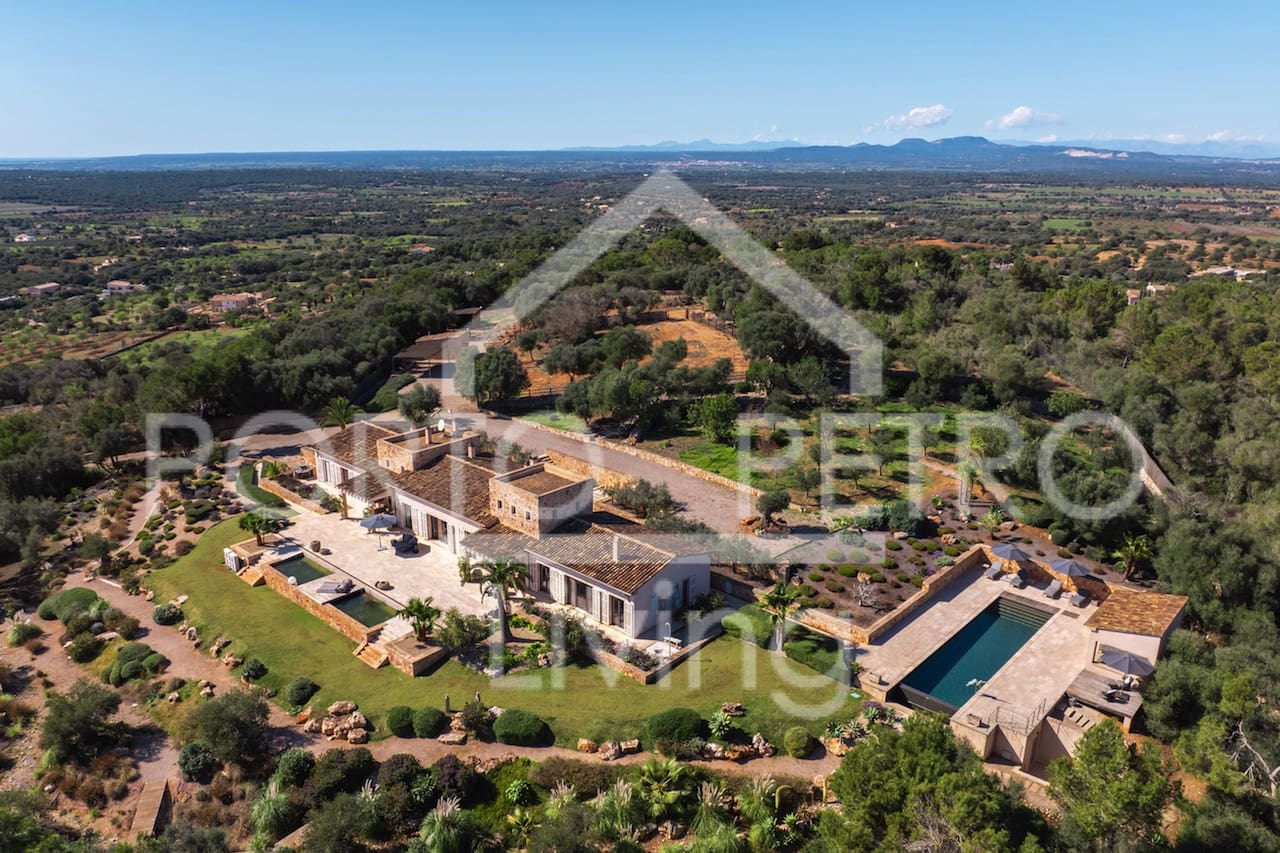 5 bedroom Finca/Country House for sale in Santanyi with pool garage - € 6,900,000 (Ref: 9860375)