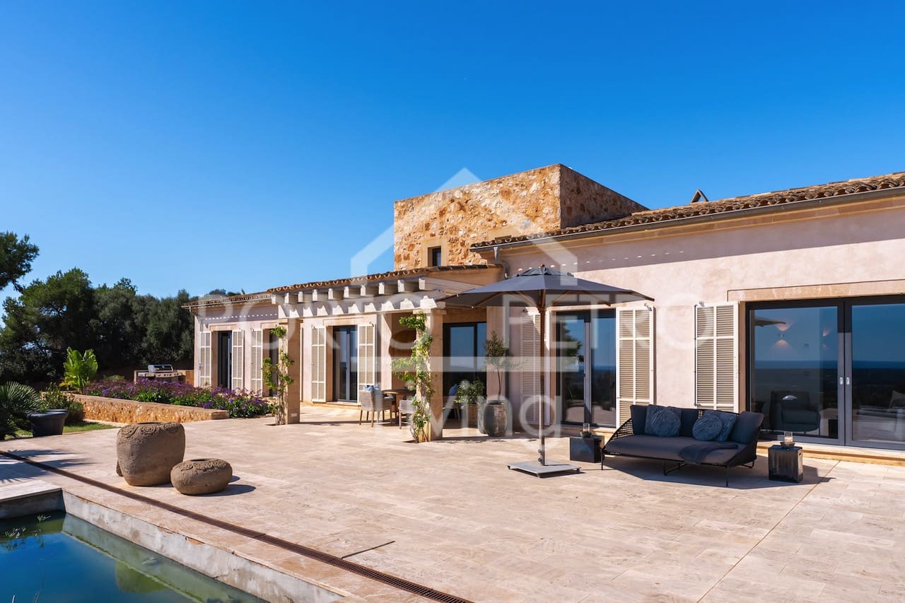 5 bedroom Finca/Country House for sale in Santanyi with pool garage - € 6,900,000 (Ref: 9860375)
