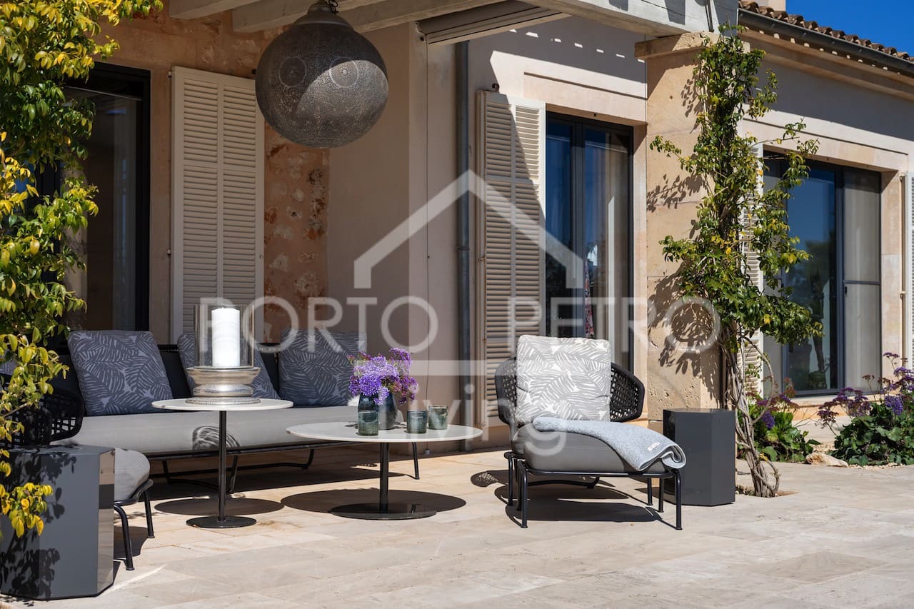5 bedroom Finca/Country House for sale in Santanyi with pool garage - € 6,900,000 (Ref: 9860375)