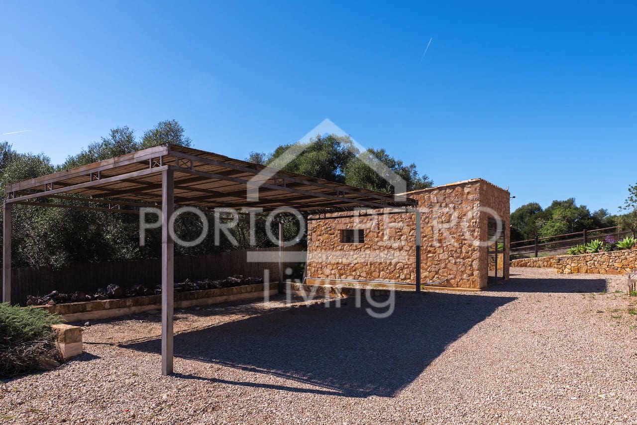 5 bedroom Finca/Country House for sale in Santanyi with pool garage - € 6,900,000 (Ref: 9860375)