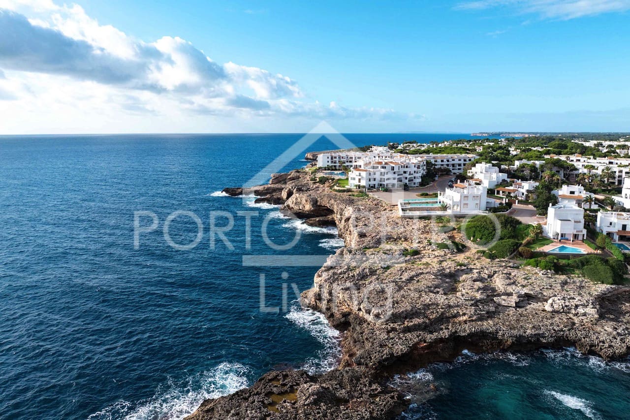Building Plot for sale in Cala d'Or - € 1,500,000 (Ref: 9860376)