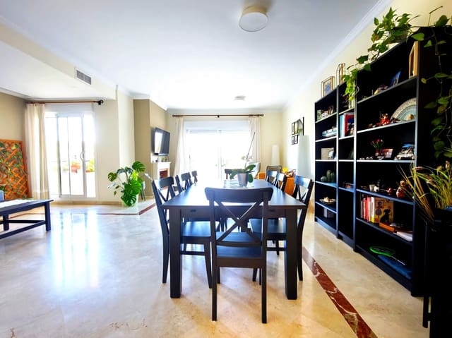 3 Zimmer Apartment zu verkaufen in Sotogrande Alto, San Roque mit Pool Garage - 525.000 € (Ref: 10004251)