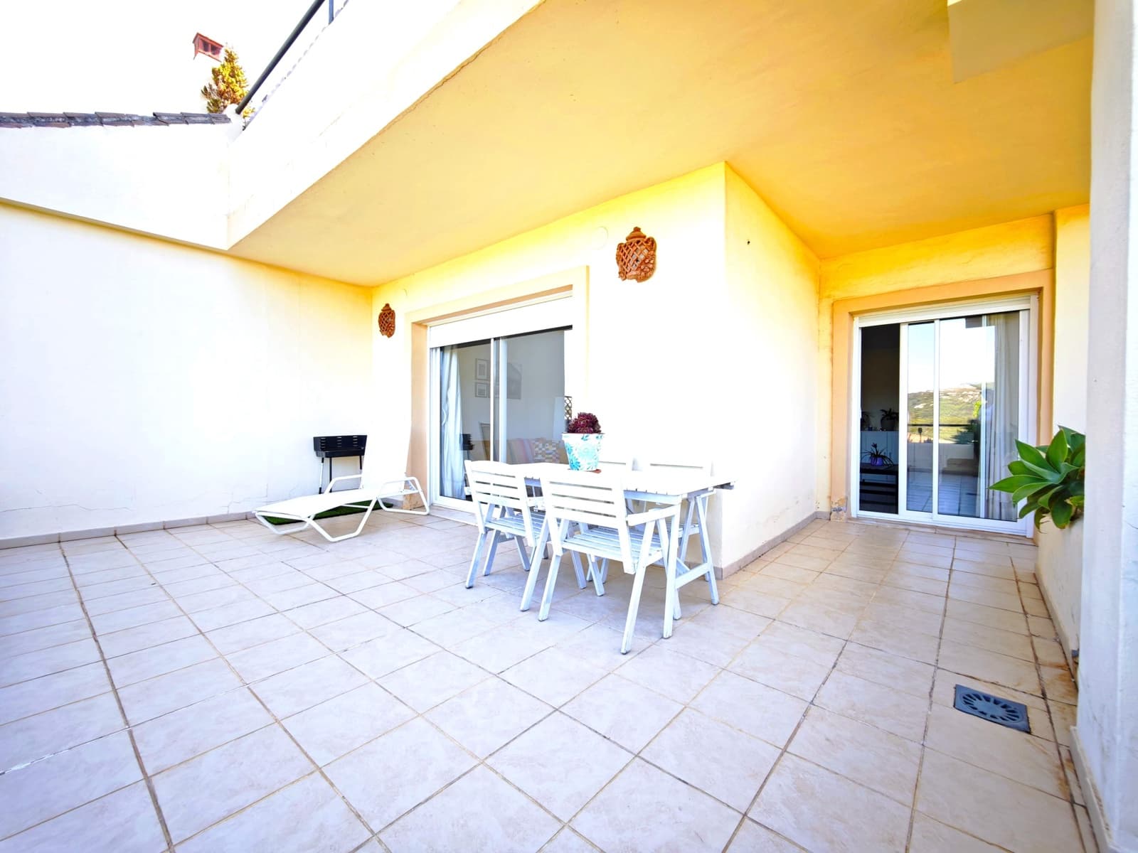 3 Zimmer Apartment zu verkaufen in San Roque mit Pool Garage - 525.000 € (Ref: 10004251)