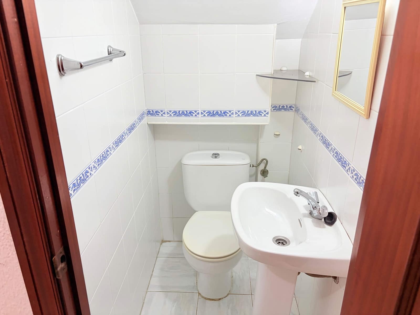 4 sovrum Radhus till salu i San Roque med garage - 250 000 € (Ref: 10004253)