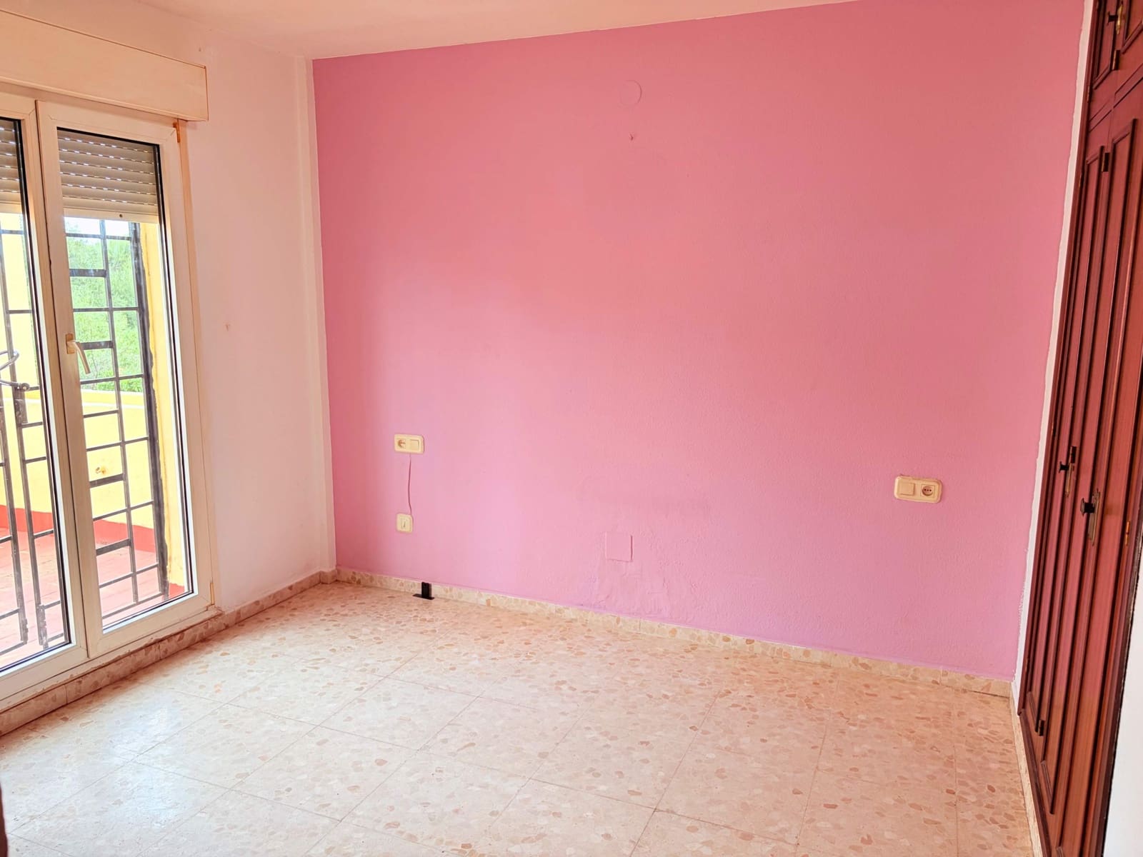 4 sovrum Radhus till salu i San Roque med garage - 250 000 € (Ref: 10004253)