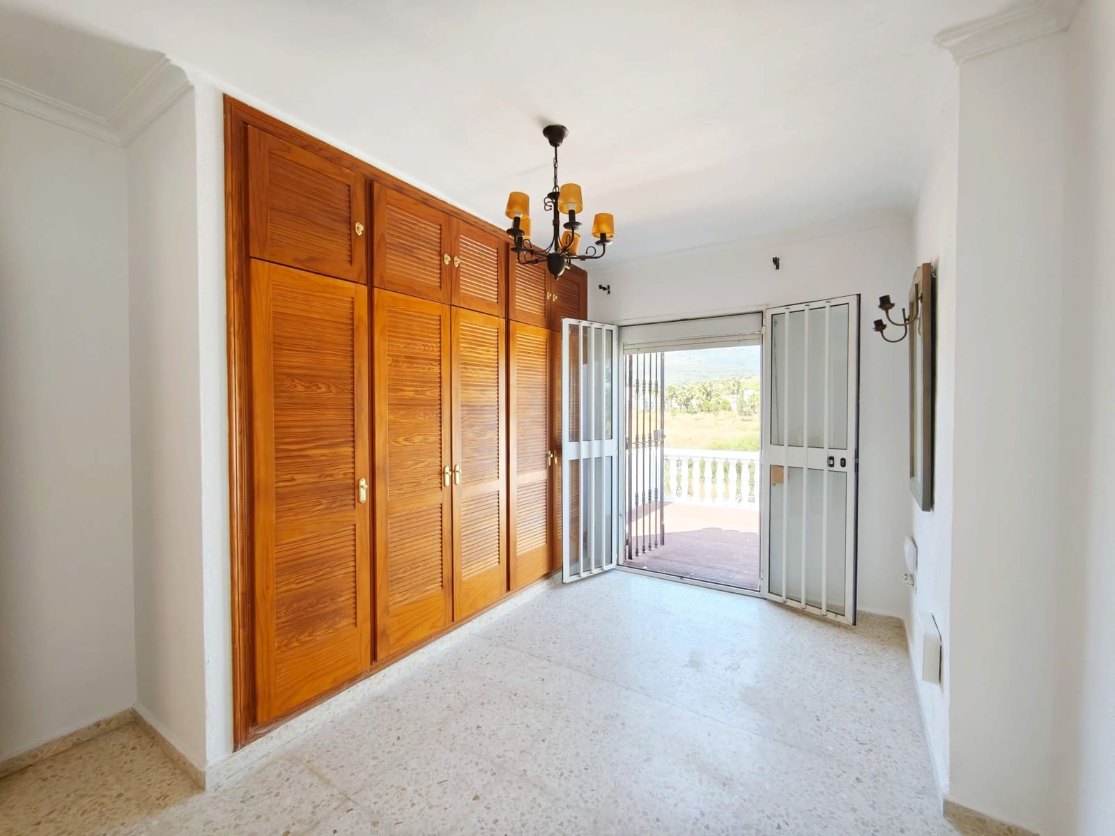 2 bedroom Terraced Villa for sale in Algeciras - € 170,000 (Ref: 10011516)