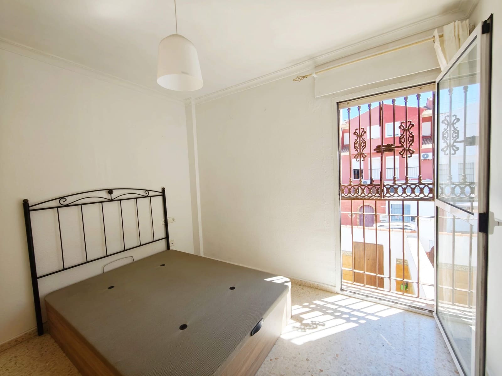 2 bedroom Terraced Villa for sale in Algeciras - € 170,000 (Ref: 10011516)