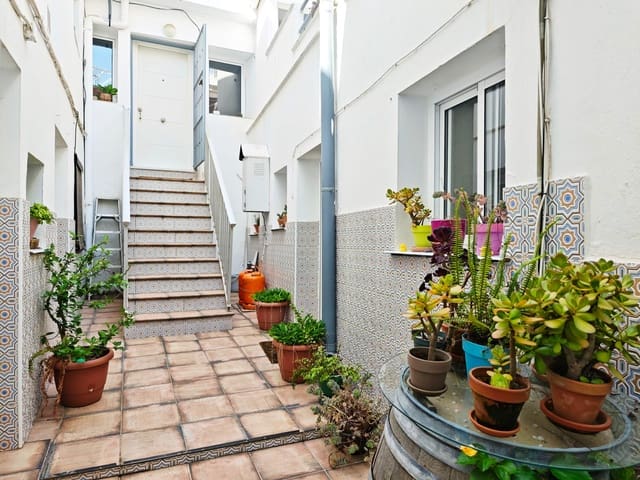 2 slaapkamer Appartement te koop in Algeciras - € 199.000 (Ref: 10013397)