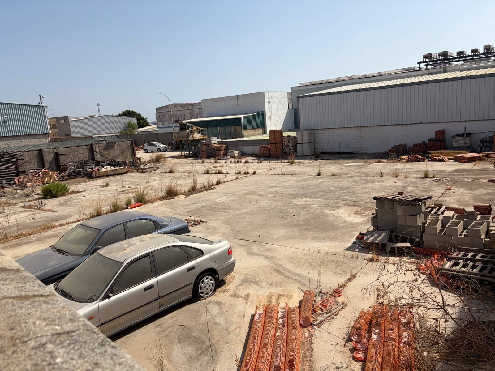 Tomt till salu i La Linea de la Concepcion - 270 000 € (Ref: 10017566)