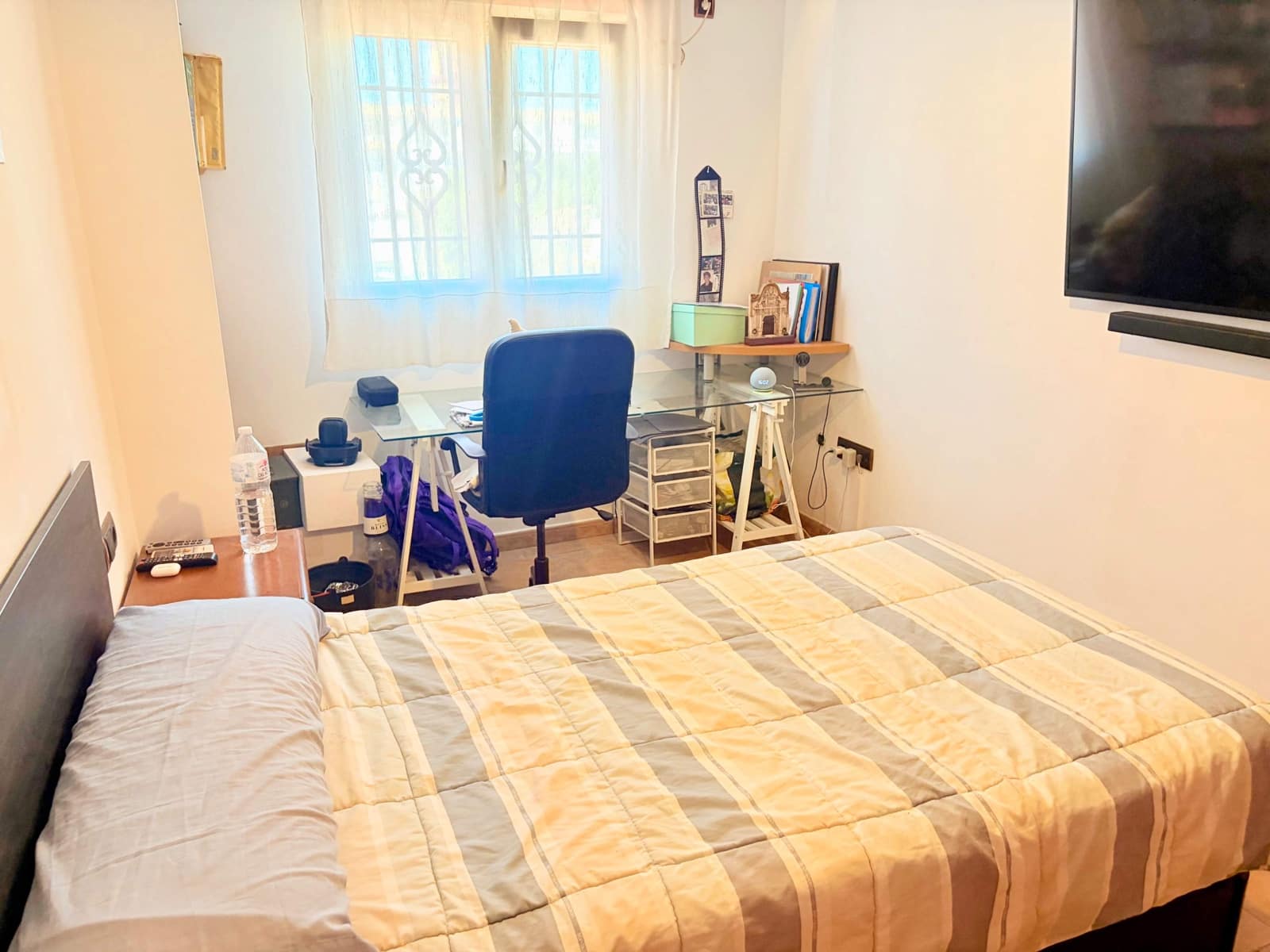 4 bedroom Townhouse for sale in La Linea de la Concepcion with garage - € 303,000 (Ref: 10017567)