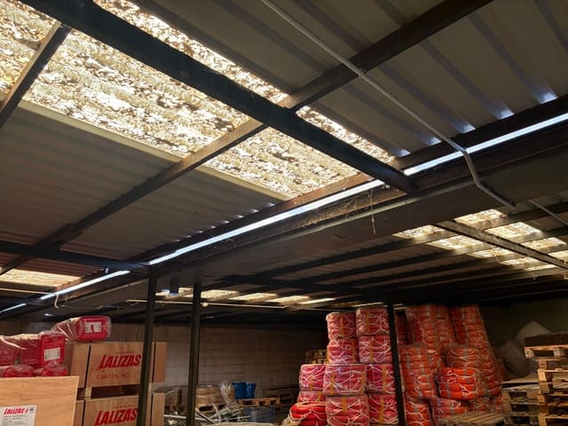 Biznes na sprzedaż w La Línea de la Concepción - 1 100 000 € (Ref: 10018561)