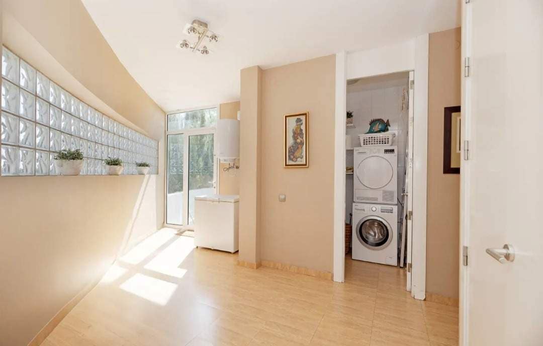 4 Zimmer Villa zu verkaufen in Guadacorte mit Pool Garage - 1.000.000 € (Ref: 10025677)