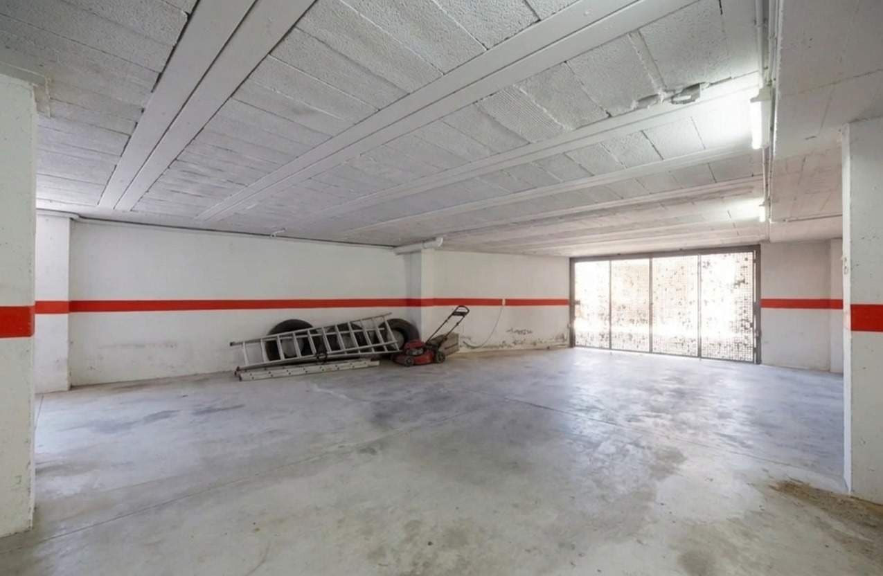 4 Zimmer Villa zu verkaufen in Guadacorte mit Pool Garage - 1.000.000 € (Ref: 10025677)