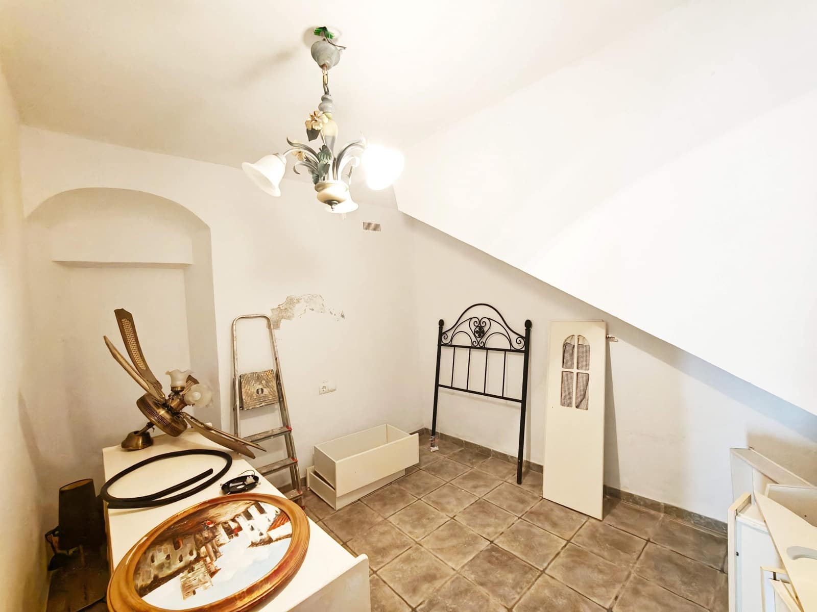 3 makuuhuone Omakotitalo myytävänä paikassa Los Barrios - 230 000 € (Ref: 10025678)