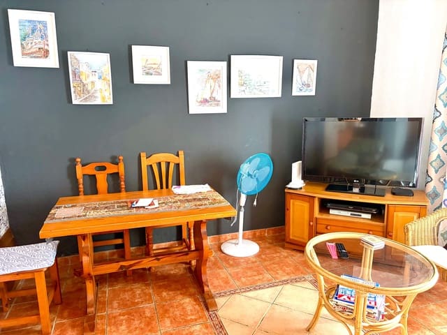 3 slaapkamer Huis te koop in La Línea de la Concepción - € 200.000 (Ref: 10027376)