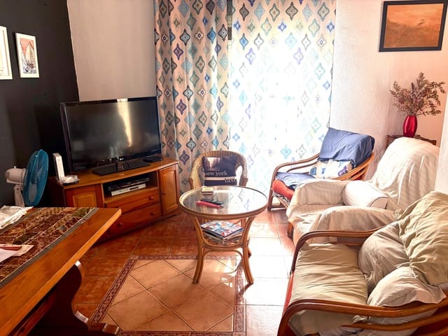 3 slaapkamer Huis te koop in La Línea de la Concepción - € 200.000 (Ref: 10027376)