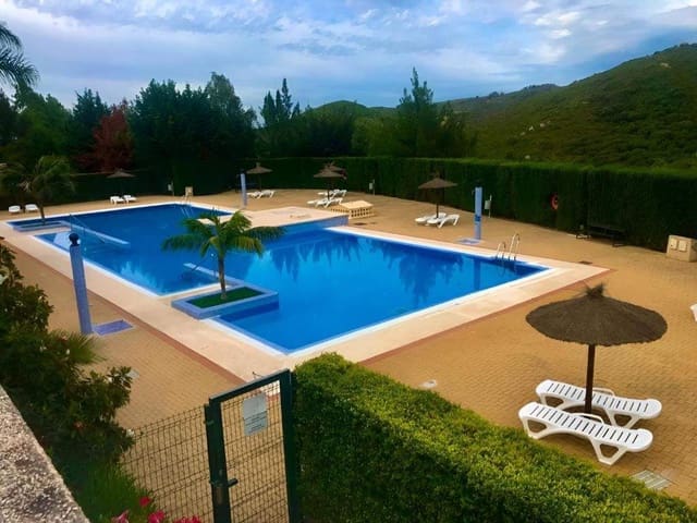 2 chambre Appartement à vendre à La Línea de la Concepción avec piscine - 245 000 € (Ref: 10028915)