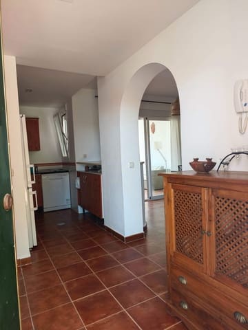 2 slaapkamer Appartement te huur in La Línea de la Concepción - € 1.150 (Ref: 10032109)