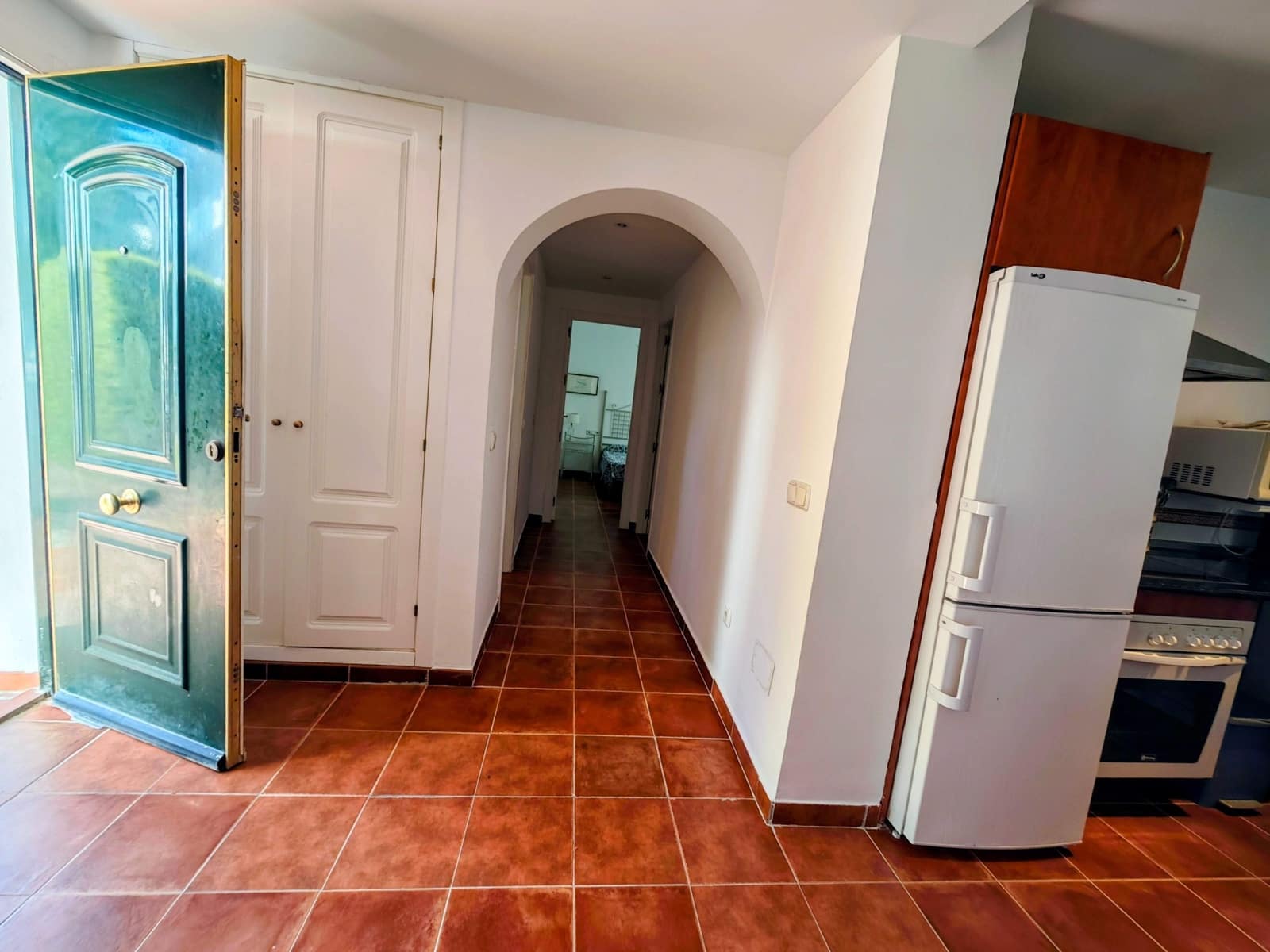 2 slaapkamer Appartement te huur in La Linea de la Concepcion met zwembad garage - € 1.150 (Ref: 10032109)