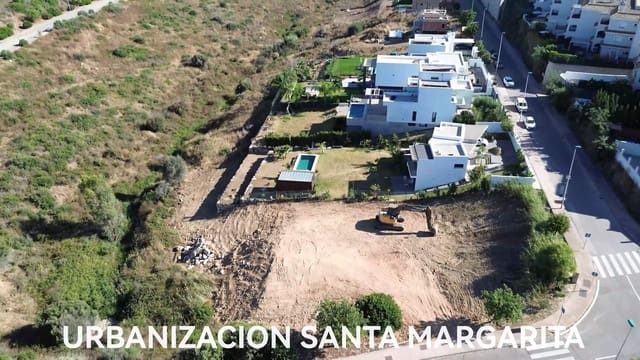 Działka budowlana na sprzedaż w La Línea de la Concepción - 219 000 € (Ref: 10034043)