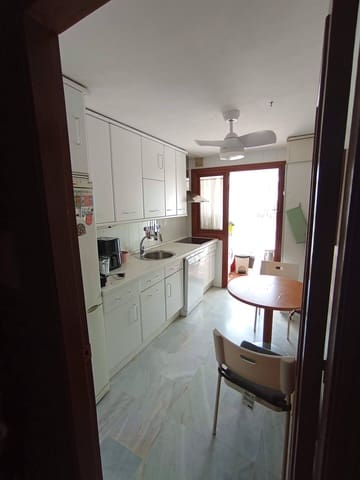 3 chambre Appartement à vendre à La Línea de la Concepción - 240 000 € (Ref: 10035444)