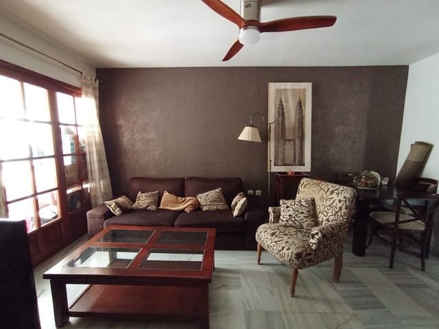 3 chambre Appartement à vendre à La Línea de la Concepción - 240 000 € (Ref: 10035444)