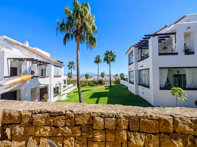 2 soveværelse Lejlighed til salg i La Línea de la Concepción med swimmingpool garage - € 310.000 (Ref: 10038397)
