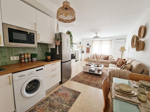 2 chambre Appartement à vendre à Algeciras avec piscine - 295 000 € (Ref: 10043097)