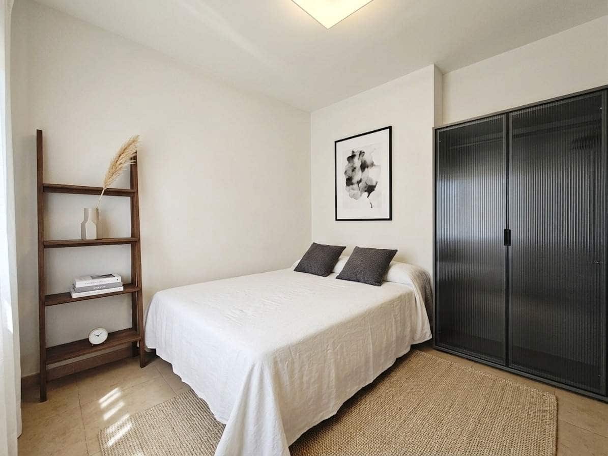 2 chambre Appartement à vendre à Algeciras avec piscine - 295 000 € (Ref: 10043097)